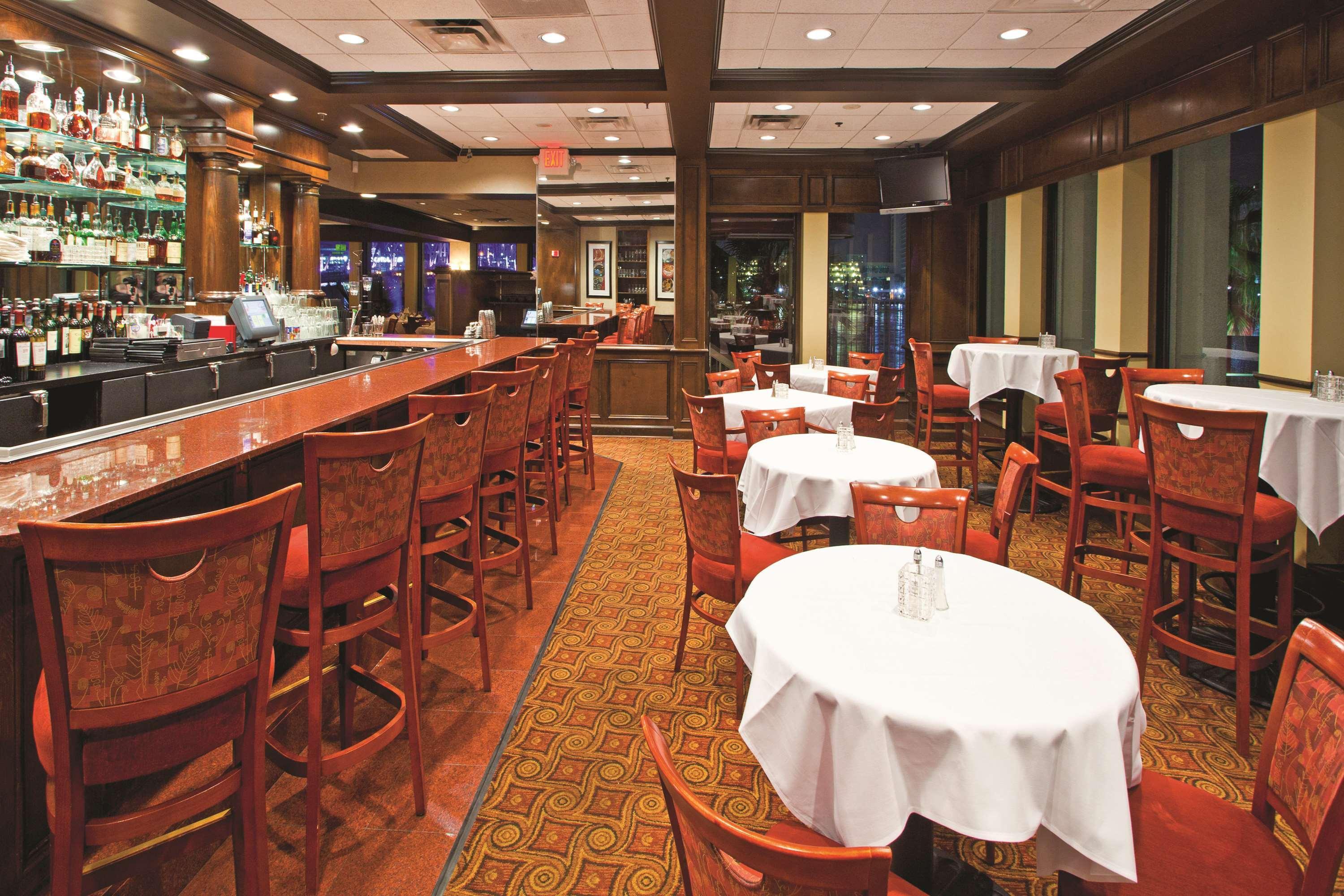 Doubletree By Hilton Riverfront, Fl 4* Jacksonville