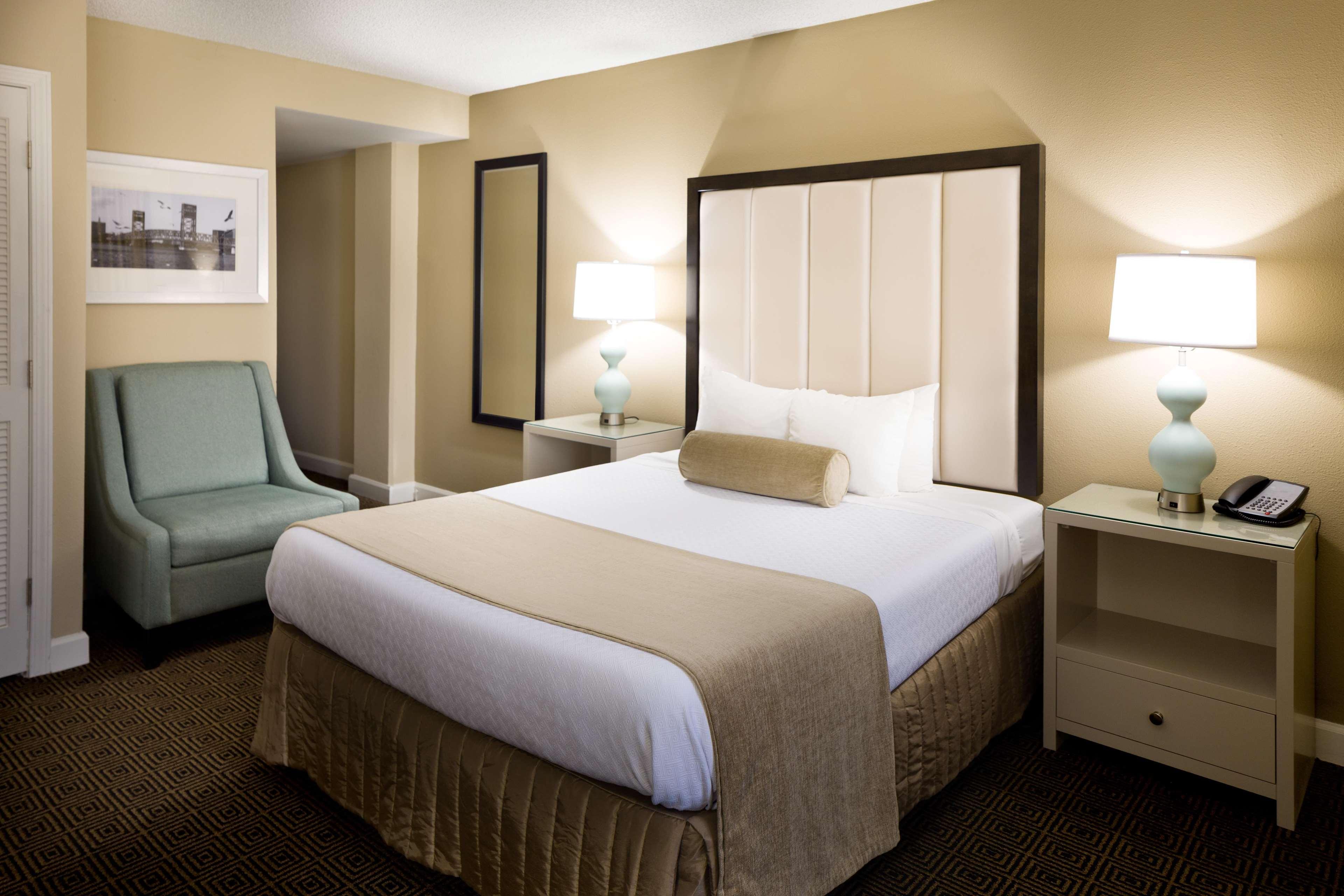 Doubletree By Hilton Riverfront, Fl 4* Jacksonville