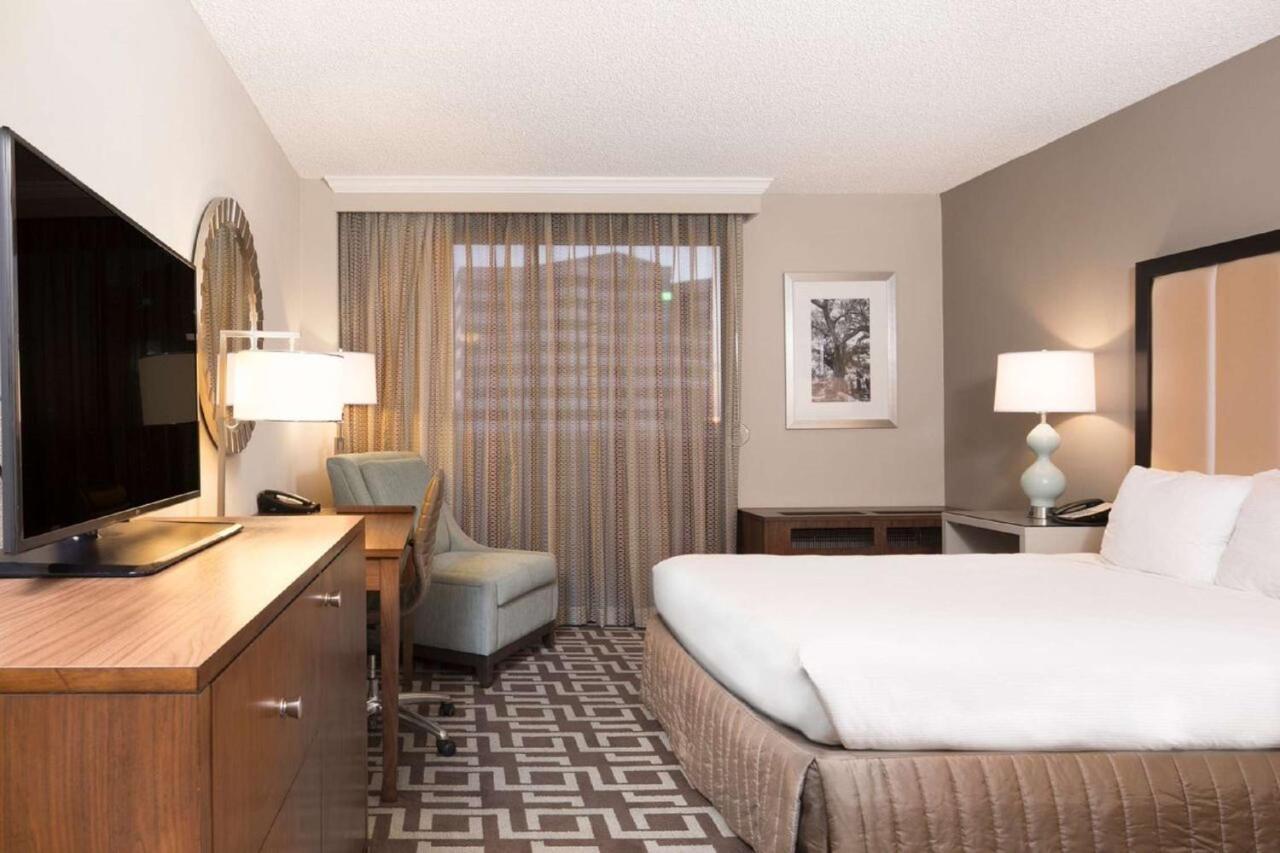 Doubletree By Hilton Riverfront, Fl 4* Jacksonville